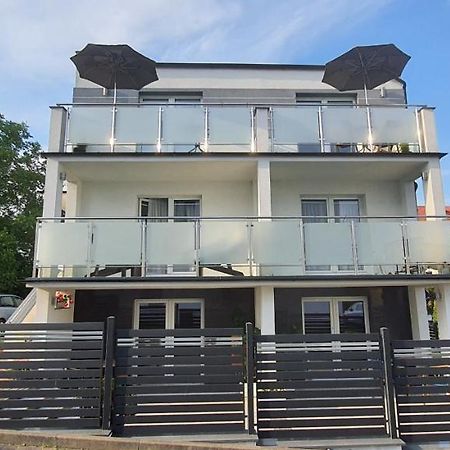 Pokoje Oliwia Apartment Wladyslawowo Luaran gambar