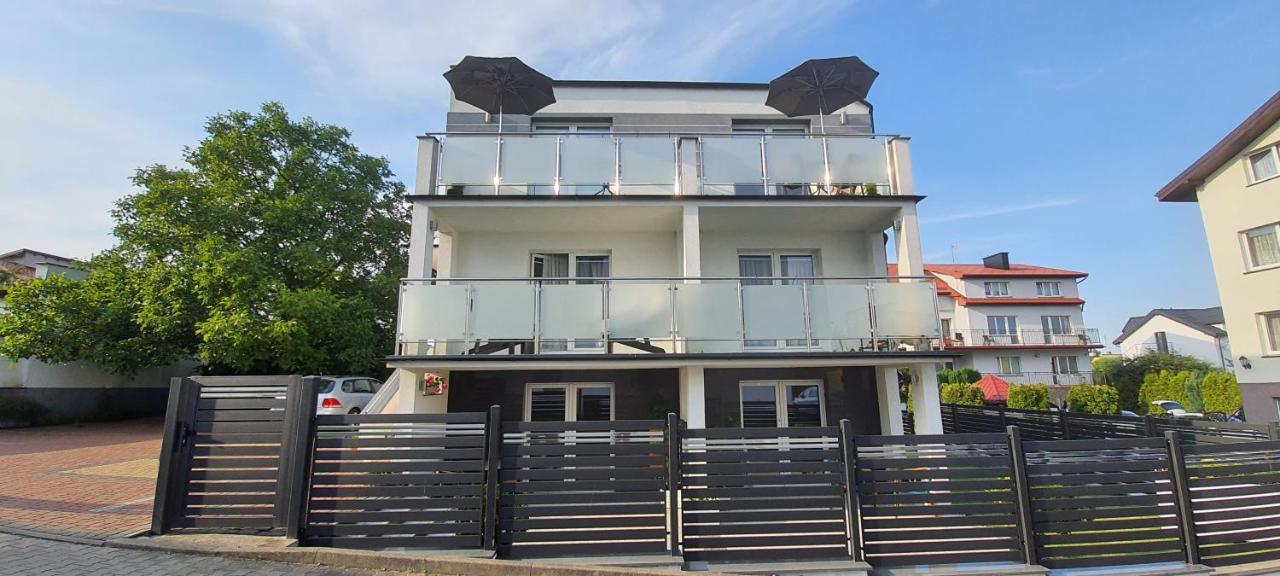 Pokoje Oliwia Apartment Wladyslawowo Luaran gambar